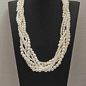 Vintage Costume Pearl Necklace